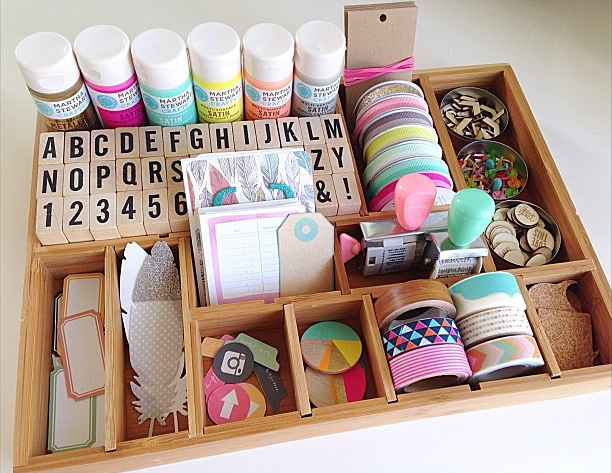 http://www.craft-o-maniac.com/wp-content/uploads/2015/02/craft-supplies-in-box.png