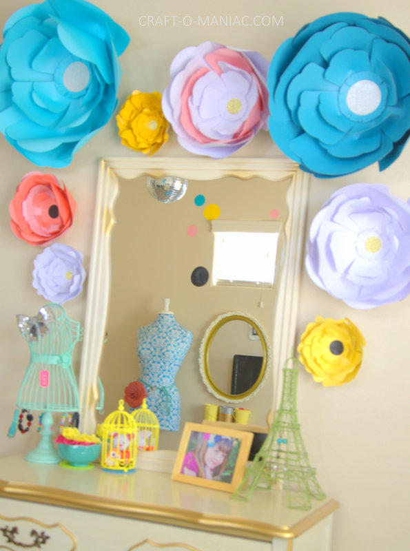 http://www.craft-o-maniac.com/wp-content/uploads/2015/05/big-blooom-DIY-paper-flowers7.jpg