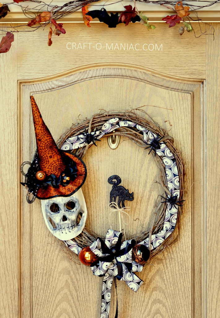 diy witch mask wreath full door