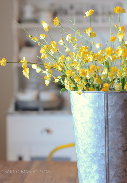 diy rustic kitchen table flowers 1